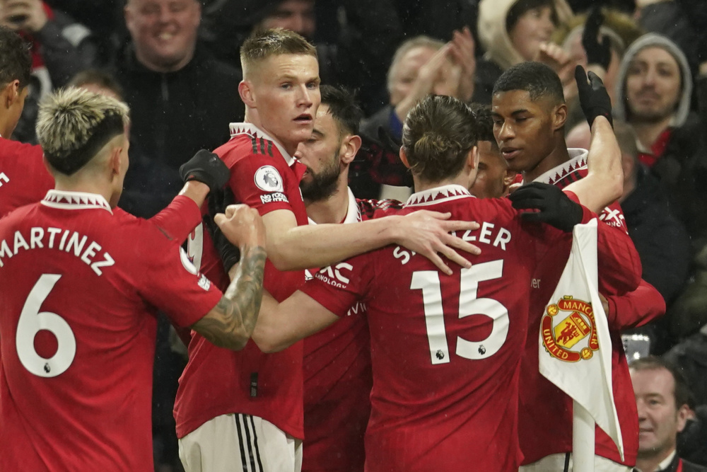 球队需迎头 球队需迎头